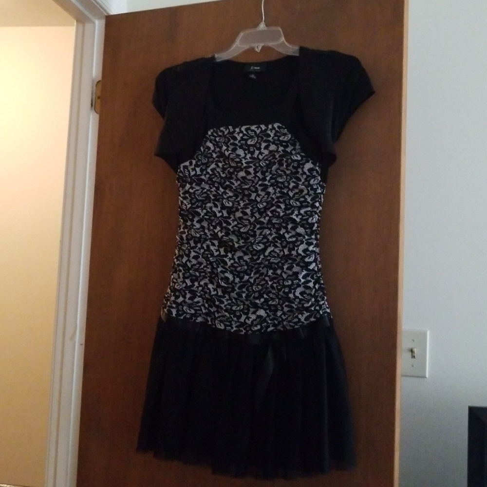 Girls dresses
